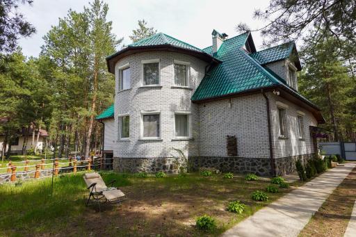 Dom v zapovednoi lesnoi zone s sobstvennym pliazhem reka ol shanka ust e dnepra - Housity