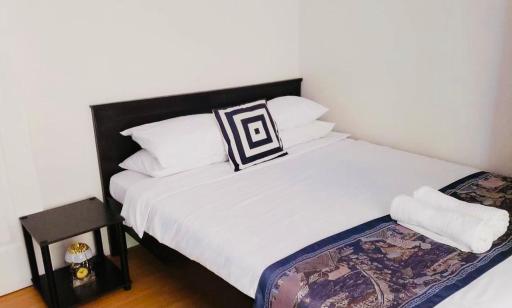 Estien’s cozy condo to stay with kitchen - Housity