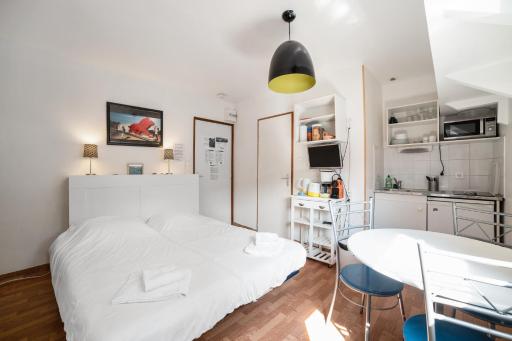 Studio Pniche pour 2 personnes, insolite et charmant - Housity