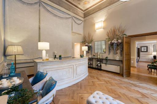 Apartments Florence - Piazza San Lorenzo - Housity