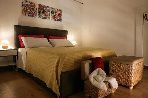 PALAZZO NICASTRO gh - Red House apartment - Housity