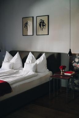 Heurigenhof Bründlmayer - Housity