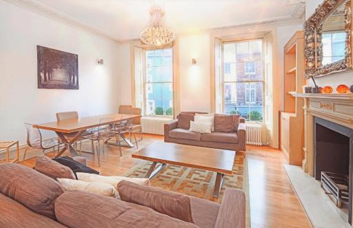 Luxury Massive TOWNHOUSE by Harrods - Housity