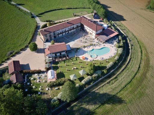 Relais Bella Rosina Pool & Spa - Housity