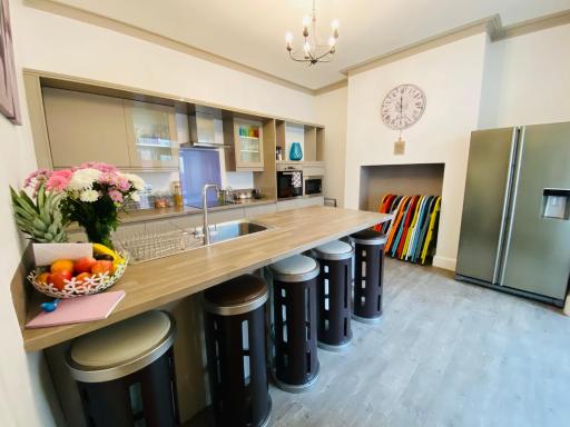 Family Friendly Blackpool House. - Housity