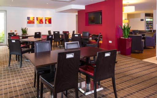 Holiday Inn Express East Midlands Airport, an IHG Hotel - Housity