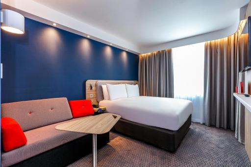 Holiday Inn Express - Exeter - City Centre, an IHG Hotel - Housity