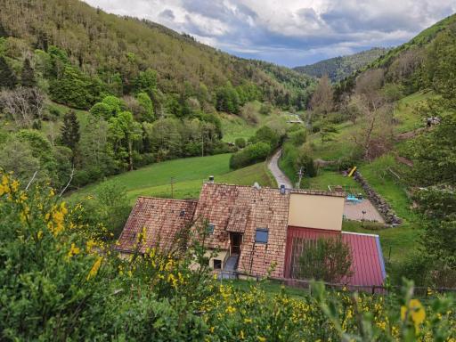 Gîte Saint Ludan - Housity