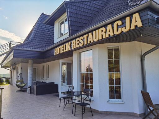 Hotelik Dworek - Housity