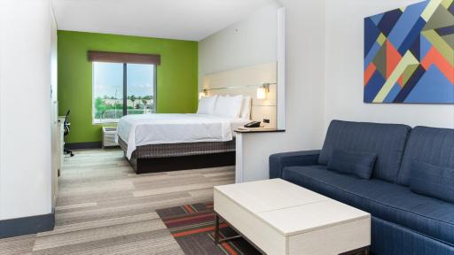 Holiday Inn Express-International Drive, an IHG Hotel - Housity