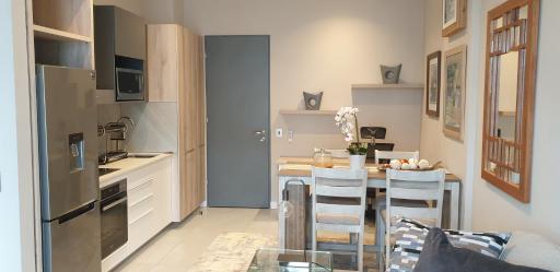 Furnished, 1-bedroom, luxury apartment in Menlyn Maine - Housity