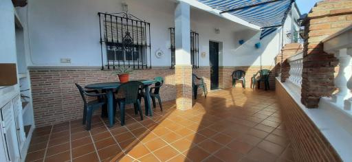 Moclinejo House - Housity