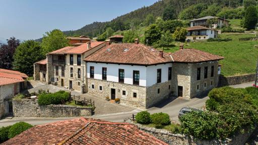 La Casona de Tresgrandas - Housity