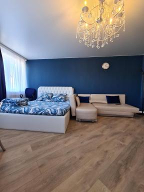 Sovremennaia v tsentre - Housity