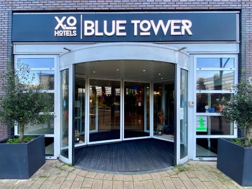 XO Hotels Blue Tower - Housity
