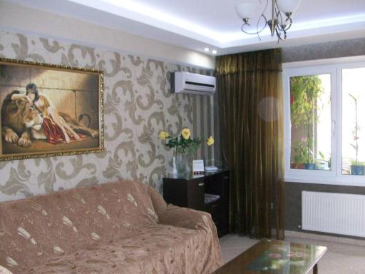 Krasivo uiutno udobno tsentr goroda - Housity