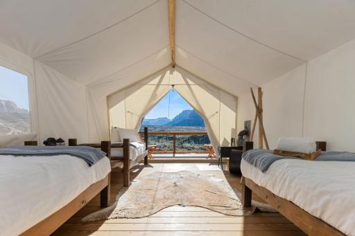 Under Canvas Zion - Housity