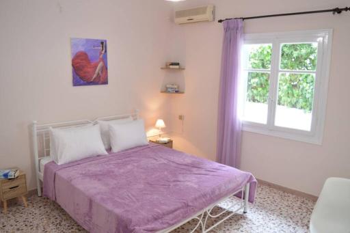 Dolce Casa: Athenian Residence with private Garden - Housity