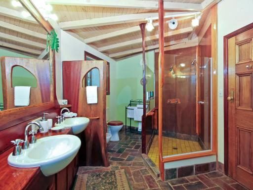 Wollumbin Palms Rainforest Retreat - Housity