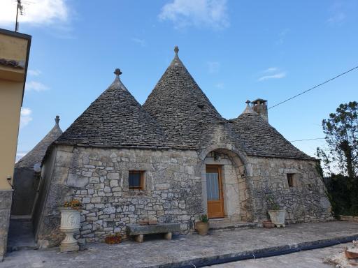 Tenuta Tinelli Sonia - Housity