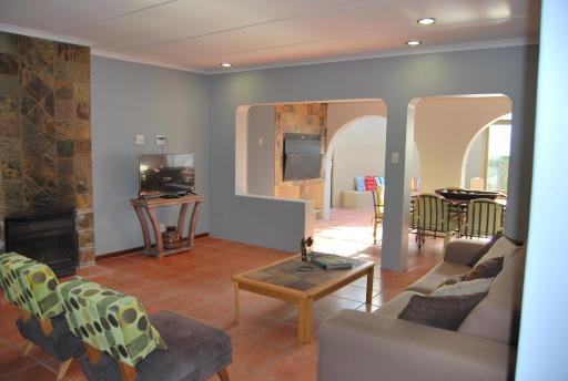 14 Cluster House & Studio - Housity
