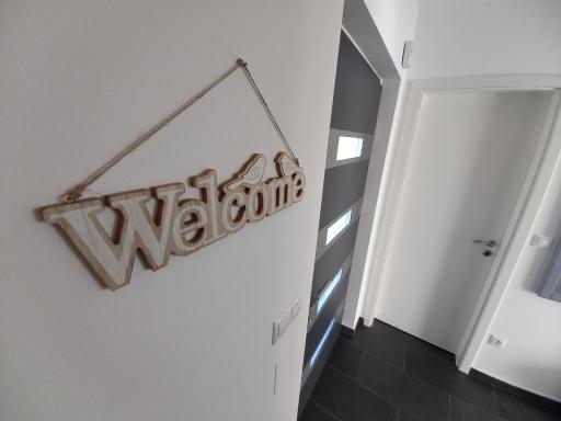 Laura Luxury Apartman Gyenesdiás - Housity