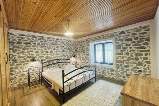 BUJTINA CAKULI, Rehovë - ERSEKË - Housity