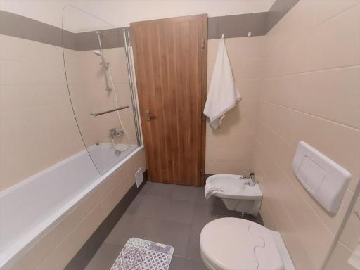Paula Apartment - Housity