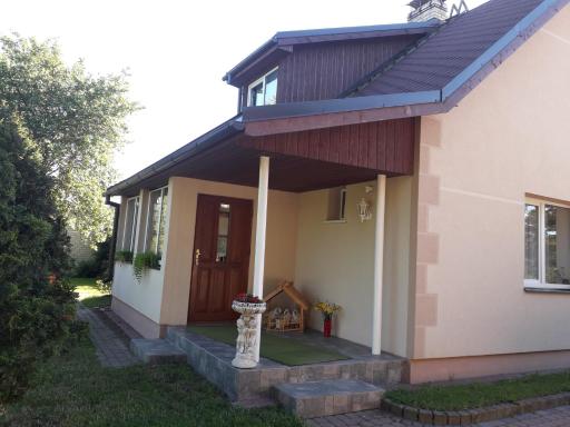 Brīvdienu māja