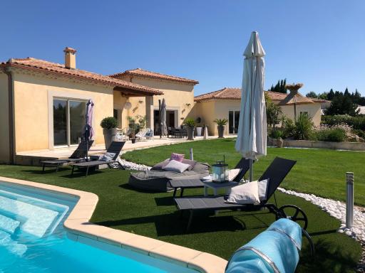 VILLA DES 2 SOLEILS - Housity