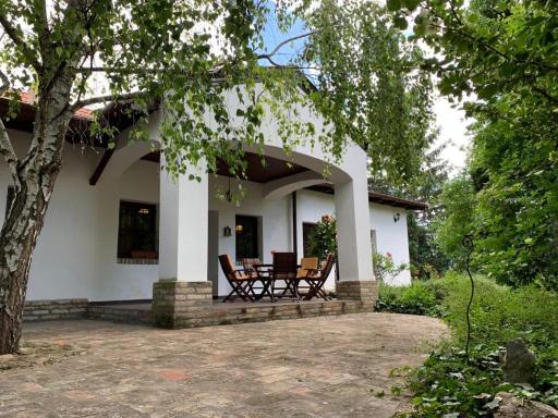 Bivaly Tanya - Housity