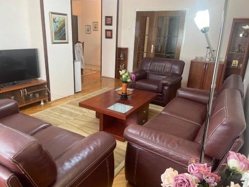 Family Apartment Ivanovic - Housity