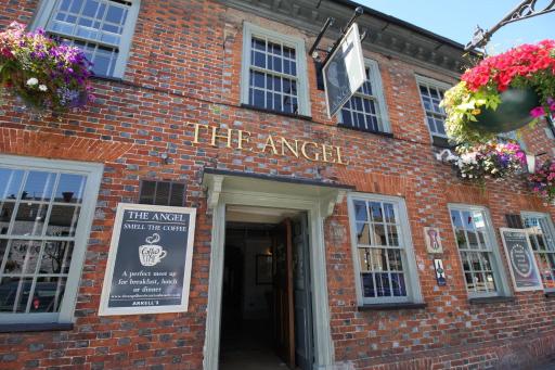 The Angel in Wootton Bassett - Housity