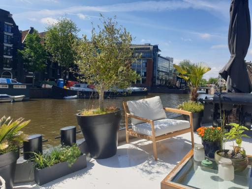 Luxurious 110m² 3br Houseboat in Amsterdam Centre! - Housity