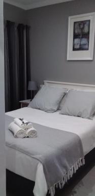 Lorraine Self Catering Unit - Housity