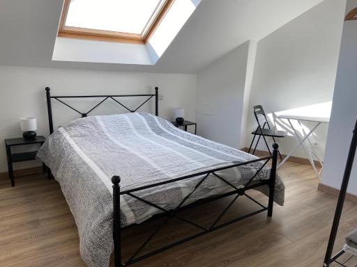 Chambre Indépendante le long de la Loire à vélo - Housity