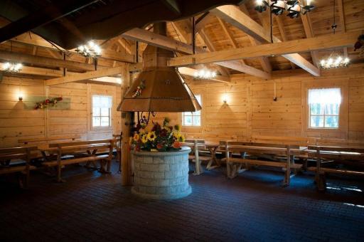 Centrum Szkolenia i Rekreacji Krasnobród - Housity