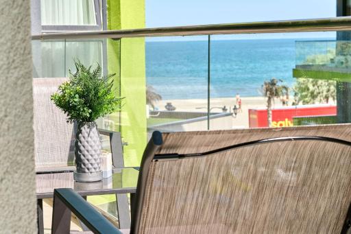 Blue Bamboo Apartment Spa Pools Resort and Parking - Hizvo