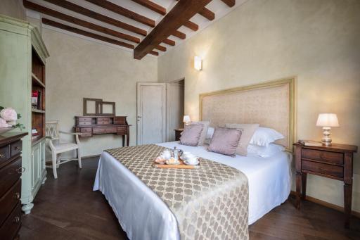 Chiara Five Senses - Housity