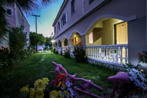 Nadia Studios - Housity