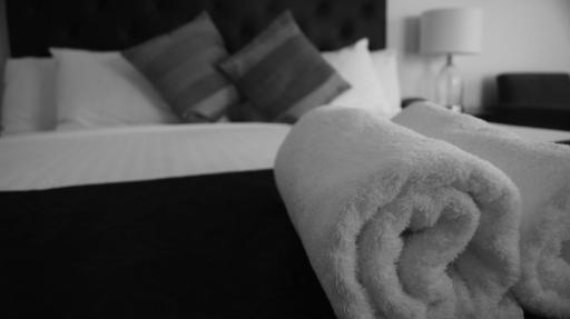 Lincoln Cottage Motor Inn - Housity