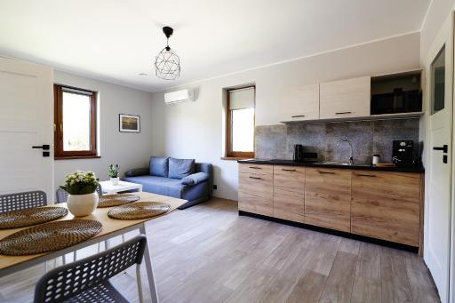 Dom Pod Jesionem - Housity