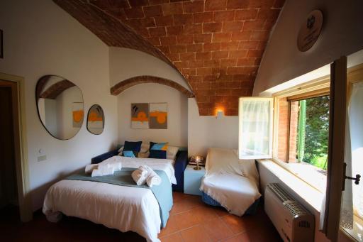 Casa Valentino - Housity