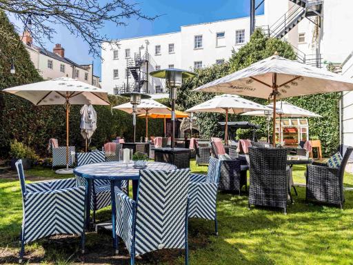 Queens Hotel Cheltenham - Housity