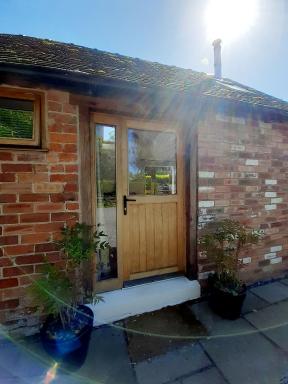Little Smithy - Housity