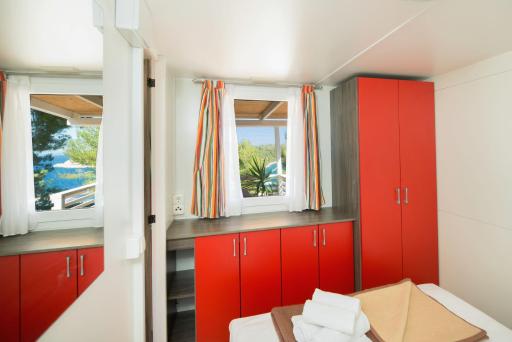 Kamp Vira - Housity