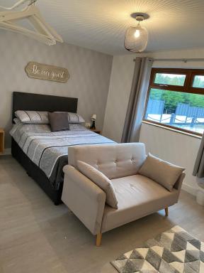 The Bungalow - Housity