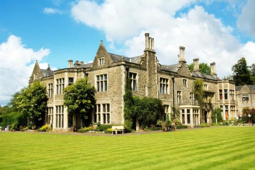 Miskin Manor Hotel - Housity