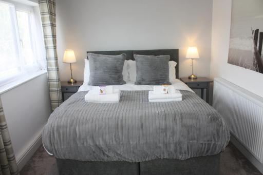 Heathmere -NEC, Airport, HS2, Resorts World, Workcation - Spacious quiet apartment - Housity
