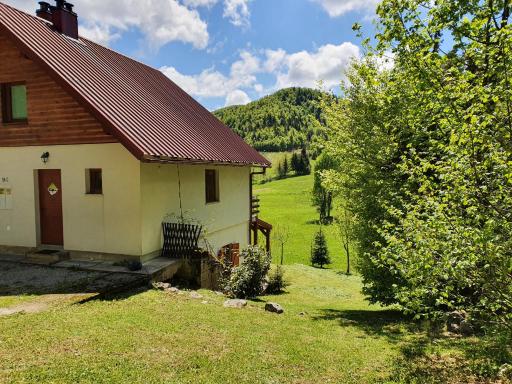 Forest house Masha - Housity